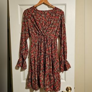BOHO Tiered V-Neck Flower Print Lightweight Dress sz. M